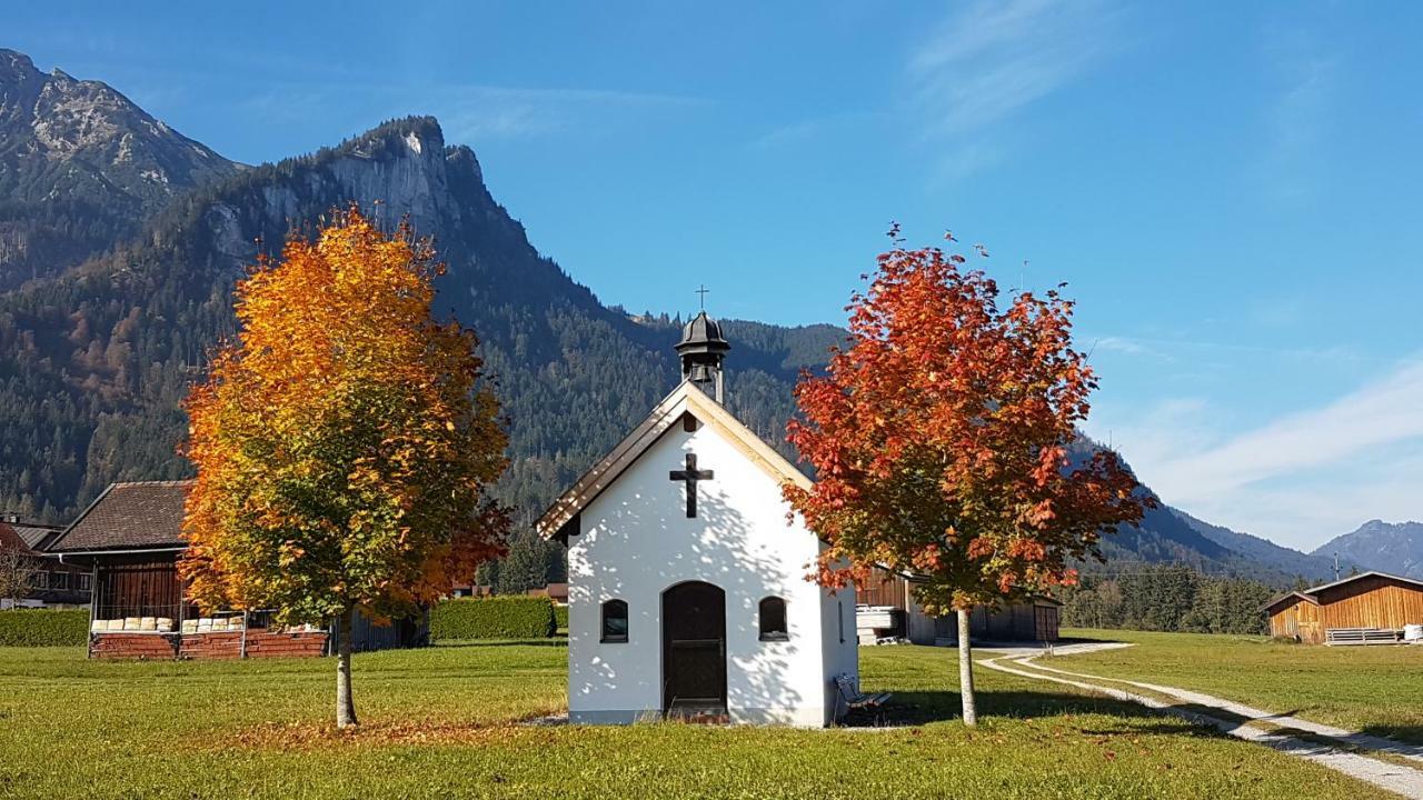 Ferienwohnung Auszeit Vils Bagian luar foto